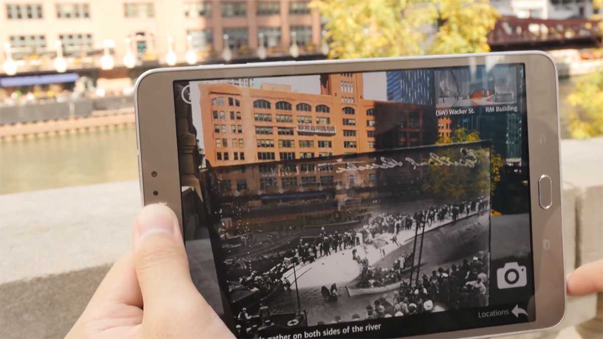 A generic square placeholder image with rounded corners in a figure.